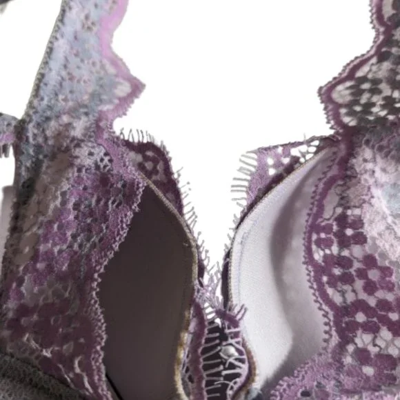 Victoria's Secret Pink Lace 32C/70C Sexy Underwire Push Up Padded Bra NWT! - Picture 4 of 8